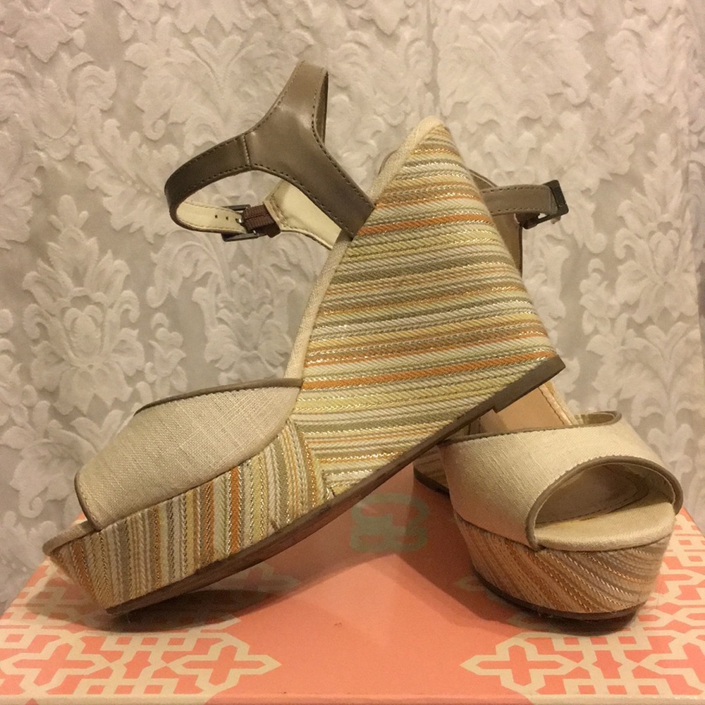 Lauren Conrad Wedges
